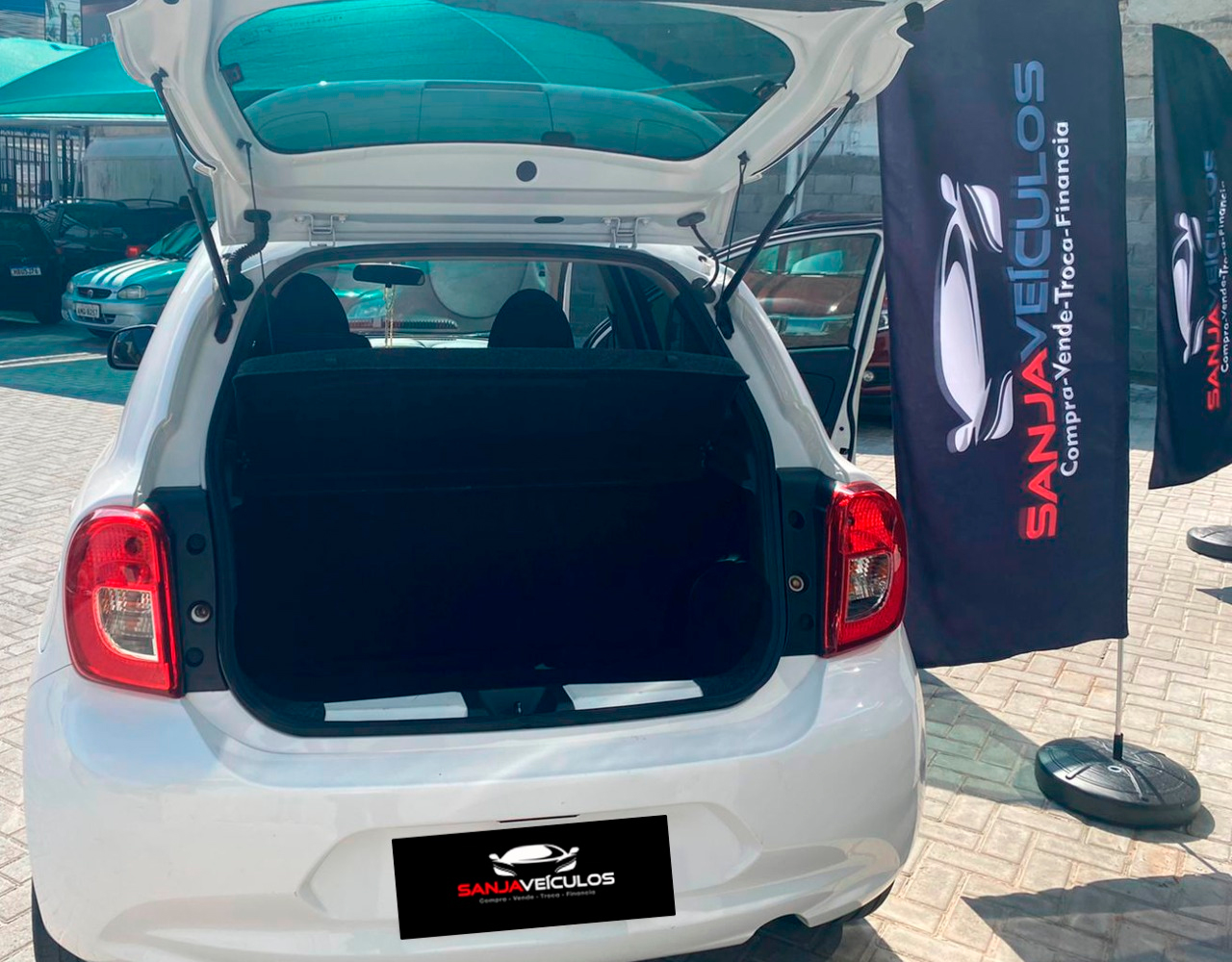 NISSAN-MARCH-2019-08